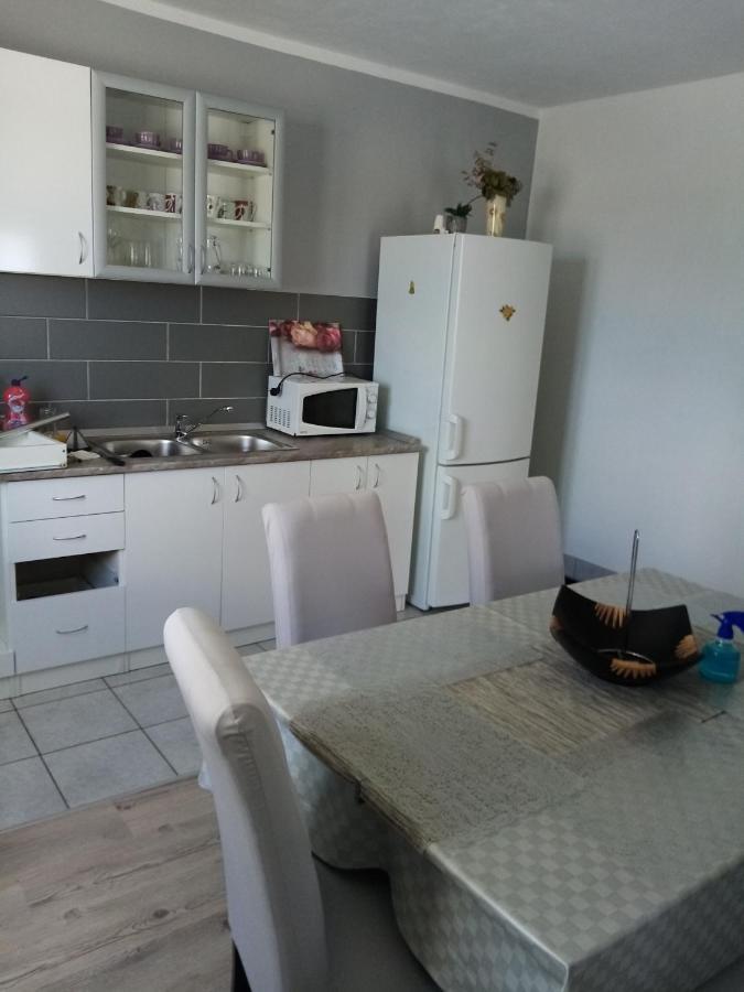 Apartment Darinka ชิเบนิก ภายนอก รูปภาพ