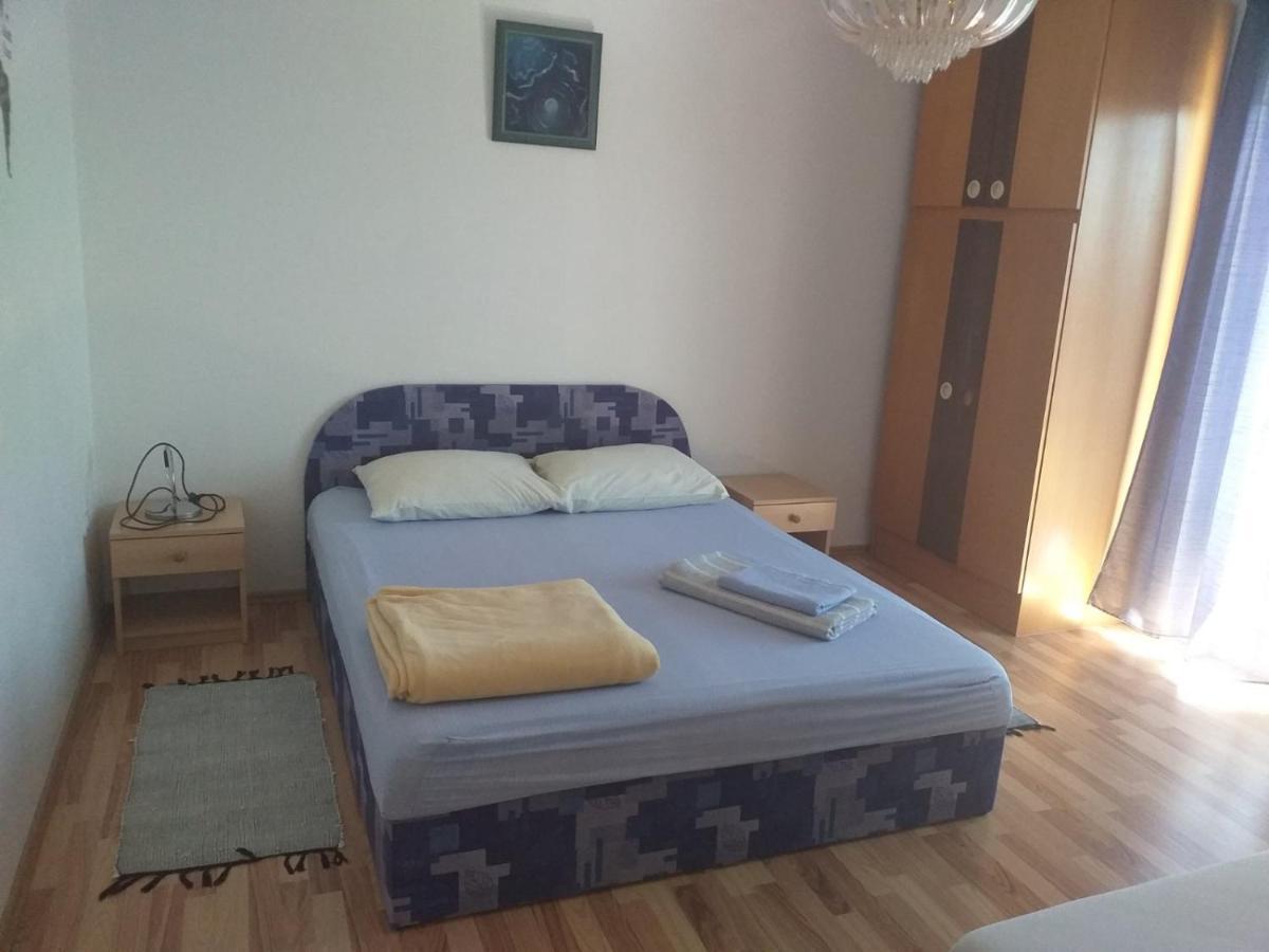 Apartment Darinka ชิเบนิก ภายนอก รูปภาพ