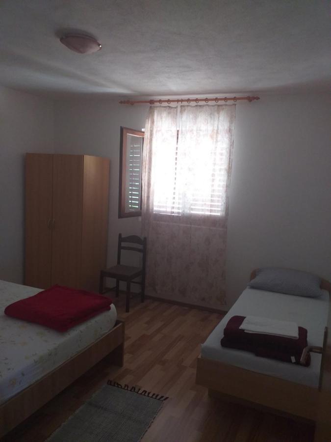 Apartment Darinka ชิเบนิก ภายนอก รูปภาพ