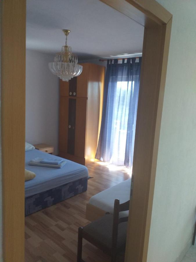 Apartment Darinka ชิเบนิก ภายนอก รูปภาพ