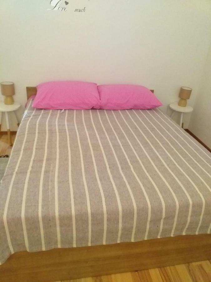 Apartment Darinka ชิเบนิก ภายนอก รูปภาพ